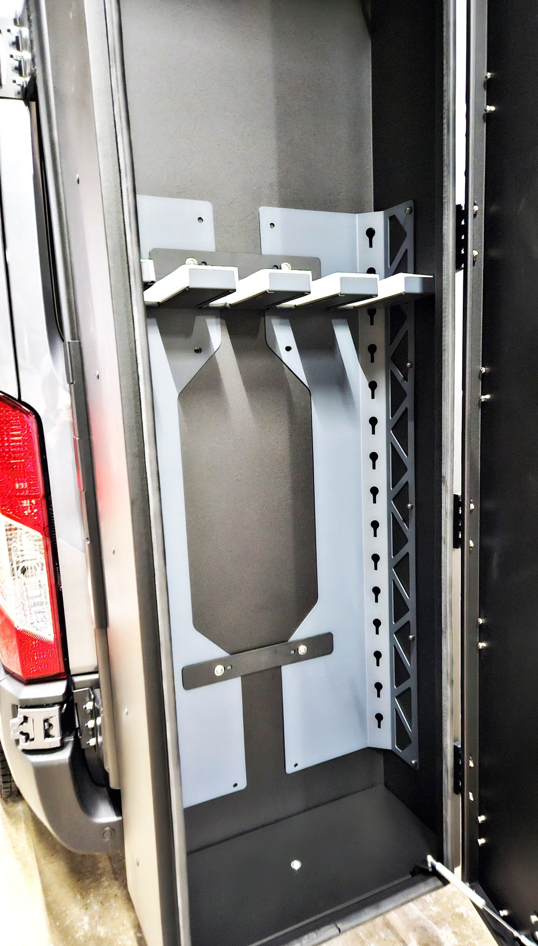 Rover Vans Ski/Snowboard Box for Van Rear