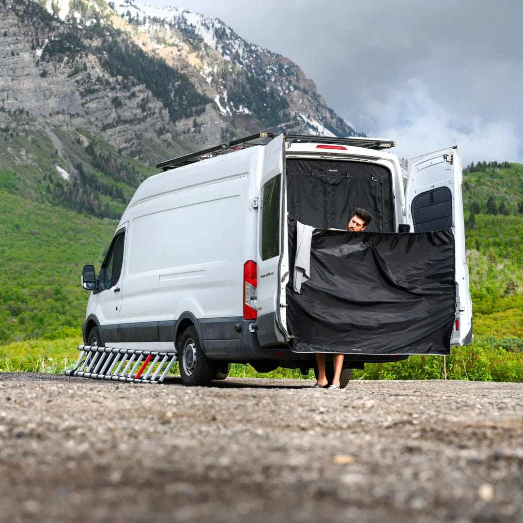 Rear Door Shower Screen - AVC RIG