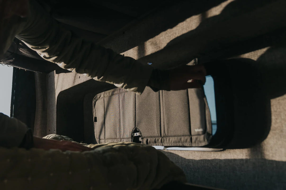 Bunk Window Cover - CRL - AVC RIG