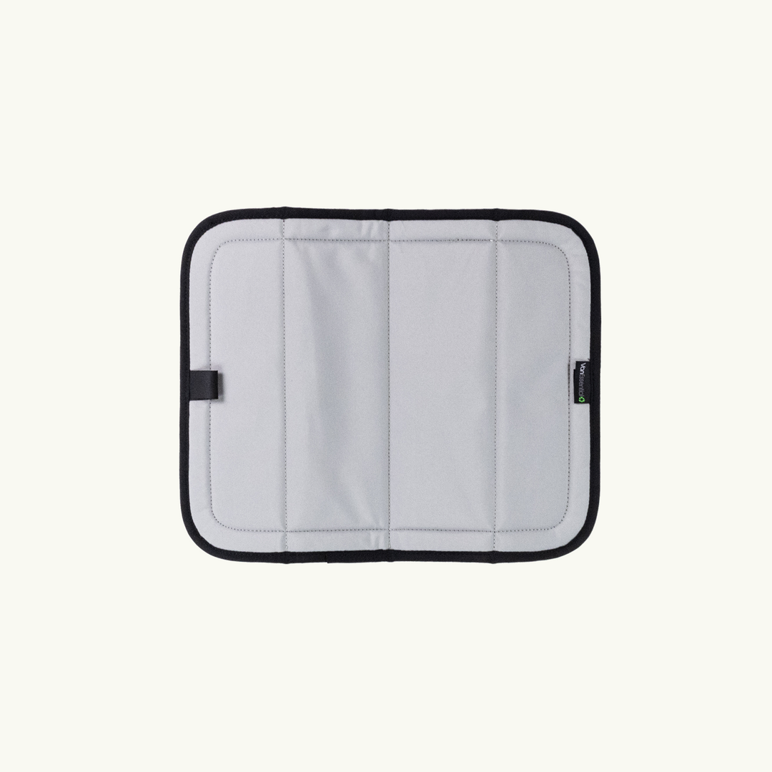 Bunk Window Cover - AM AUTO (AMA)
