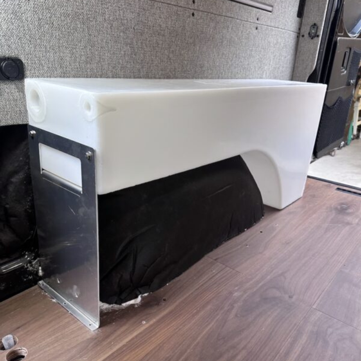 19-Gallon Slim Dually Wheel Well Water Tank (SP-DU-19) – view 2