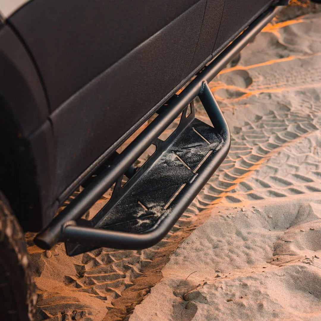 Sprinter Side Steps - AVC RIG