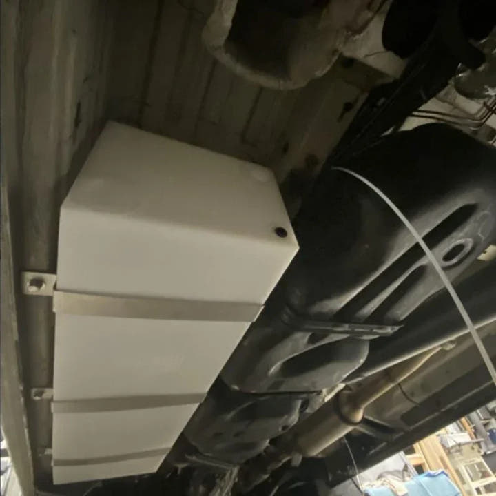 22-Gallon Mercedes Sprinter Driver Side Undercarriage Water Tank (SP-UC-22) - AVC RIG
