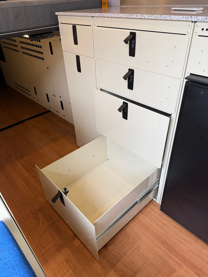 Aluminum Drawer Cabinet