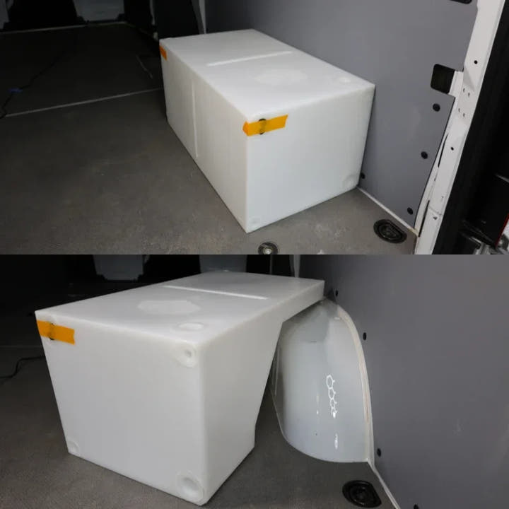 22-Gallon Wheel Well Water Tank - Right (SP-R-22) - AVC RIG