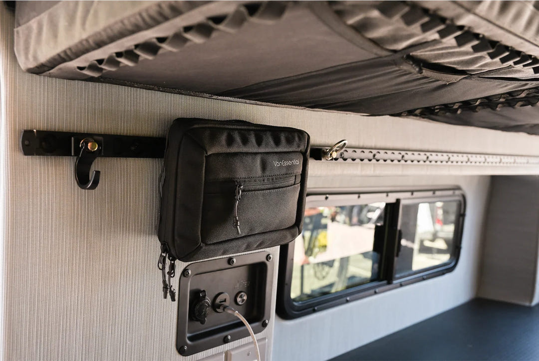 Venture L-Track Stow Away Bag (Medium) - AVC RIG