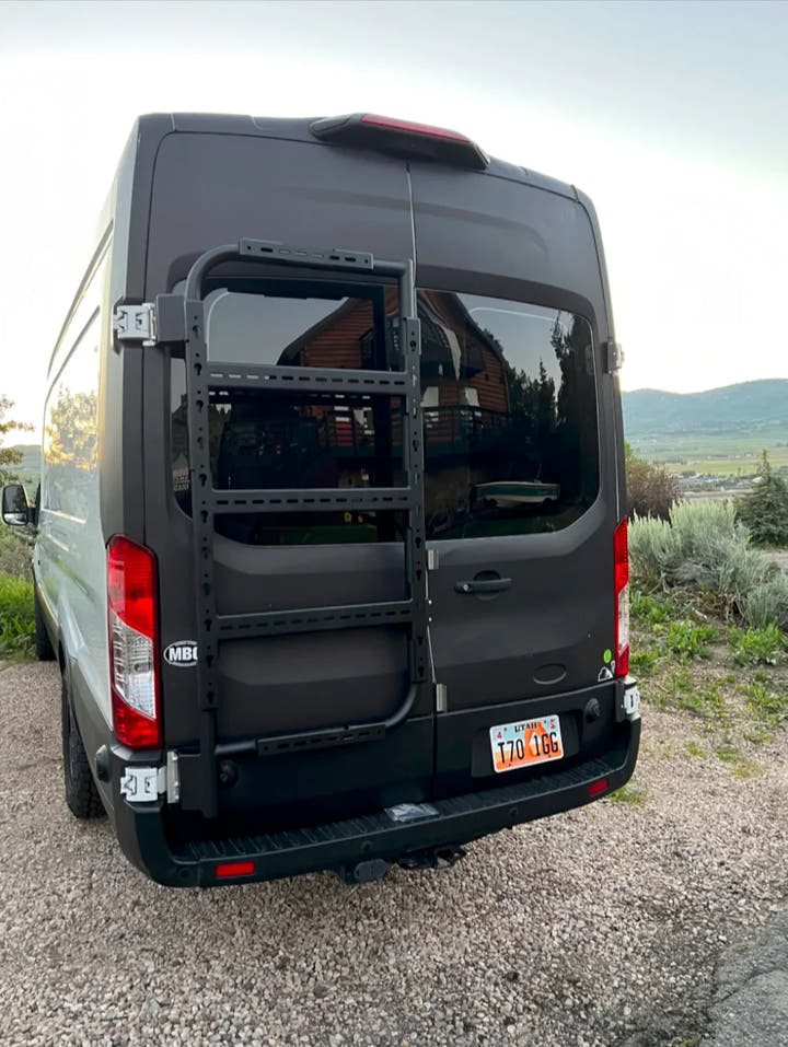 Avatar Massif – Van Rear Door Storage Mounting System - AVC RIG