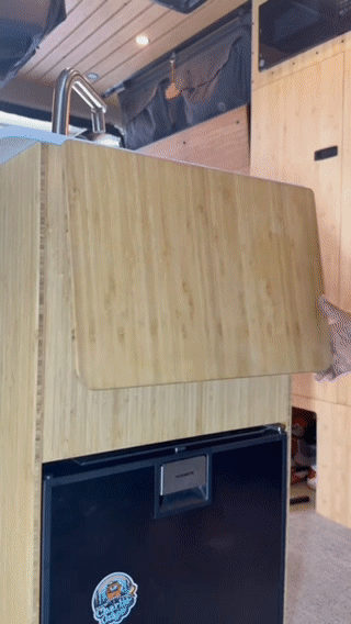 MOAB Heavy Duty Folding Bracket for Countertops &amp; Bench Seats - AVC RIG