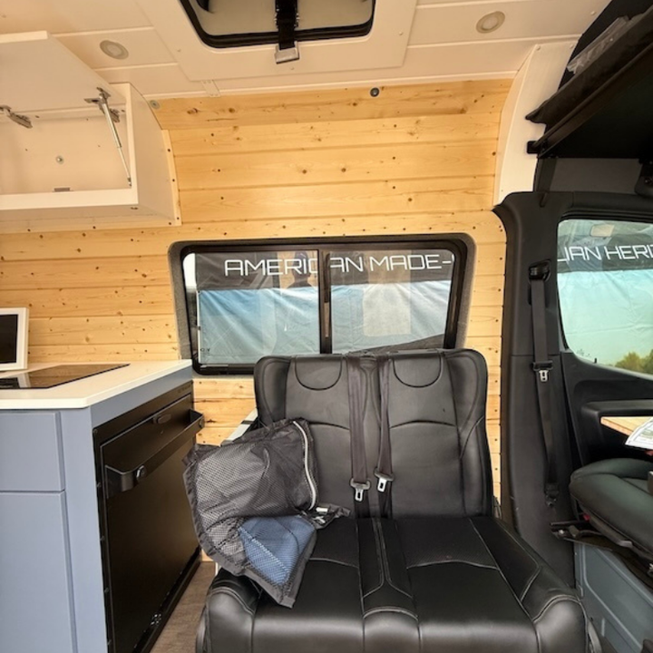 Mercedes Sprinter Universal Driver Mid Trim Ring